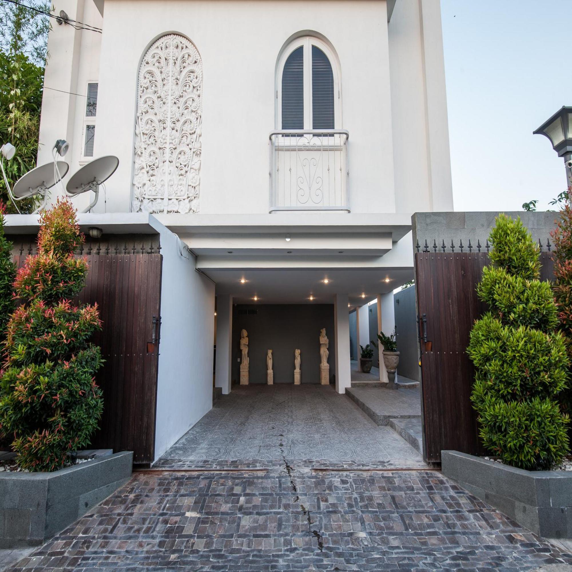 The Lavana Batavia Residence Umalas Seminyak Extérieur photo